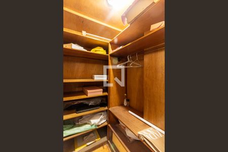 Apartamento à venda com 254m², 4 quartos e 2 vagasCloset do Quarto 1