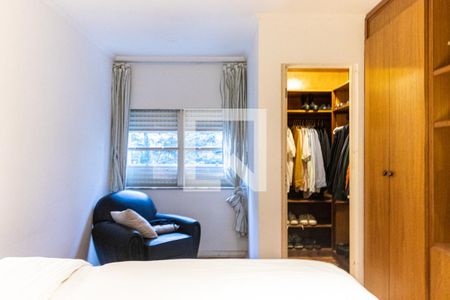 Apartamento à venda com 254m², 4 quartos e 2 vagasSuíte 2