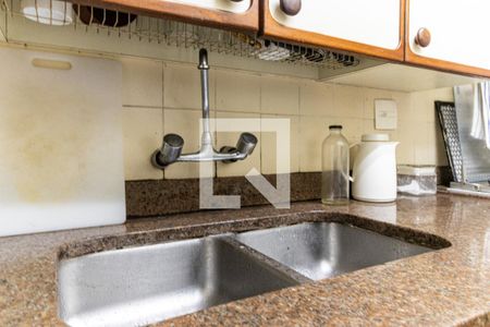 Apartamento à venda com 254m², 4 quartos e 2 vagasCozinha