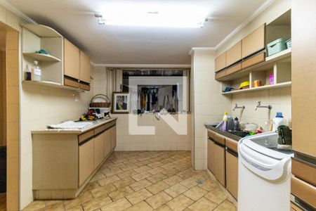 Apartamento à venda com 254m², 4 quartos e 2 vagasÁrea de Serviço