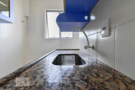 Cozinha de apartamento à venda com 2 quartos, 50m² em Sumarezinho, São Paulo