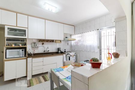 Casa à venda com 178m², 3 quartos e 2 vagasCozinha