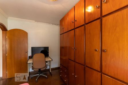 Casa à venda com 178m², 3 quartos e 2 vagasQuarto 3