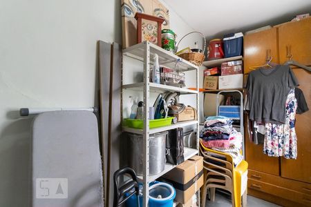 Casa à venda com 178m², 3 quartos e 2 vagasQuarto de Serviço