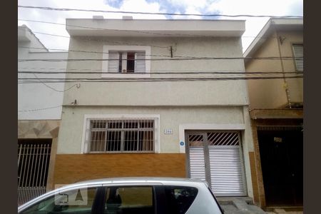 Casa à venda com 178m², 3 quartos e 2 vagasFachada