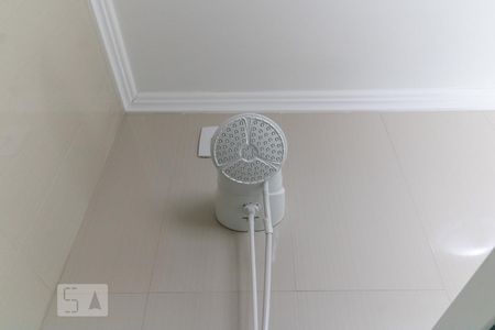 Casa à venda com 178m², 3 quartos e 2 vagasBanheiro 2