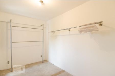 Apartamento à venda com 105m², 3 quartos e 2 vagasQuarto 2