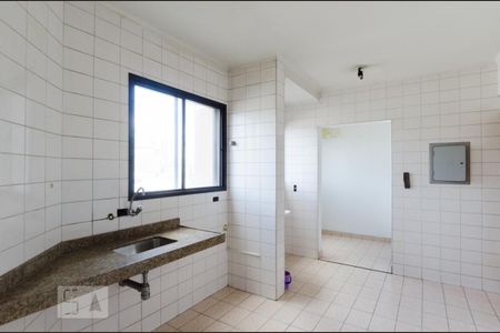 Apartamento à venda com 105m², 3 quartos e 2 vagasCozinha