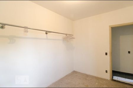 Apartamento à venda com 105m², 3 quartos e 2 vagasQuarto 2