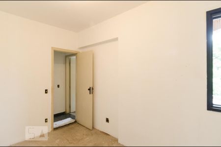 Apartamento à venda com 105m², 3 quartos e 2 vagasQuarto 2