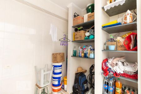 Casa à venda com 180m², 3 quartos e 2 vagas Casa à venda com 180m², 3 quartos e 2 vagasÁrea de Serviço