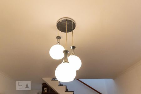 Casa à venda com 180m², 3 quartos e 2 vagas Casa à venda com 180m², 3 quartos e 2 vagasDetalhe Sala