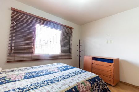 Casa à venda com 180m², 3 quartos e 2 vagas Casa à venda com 180m², 3 quartos e 2 vagasSuíte