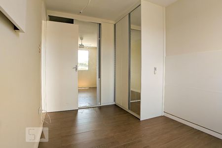 Quarto 1 de apartamento para alugar com 3 quartos, 58m² em Itaquera, São Paulo