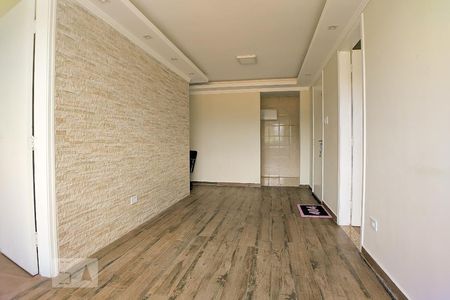 Sala de apartamento para alugar com 3 quartos, 58m² em Itaquera, São Paulo