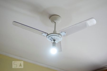 Casa à venda com 240m², 3 quartos e 4 vagasVentilador de Teto