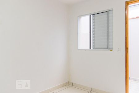 Quarto 2 de apartamento para alugar com 2 quartos, 52m² em Parque Novo Oratório, Santo André