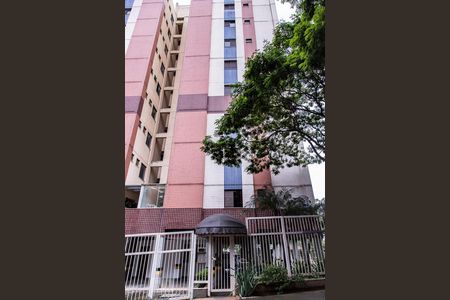 Apartamento para alugar com 75m², 3 quartos e 1 vagaFachada e portaria