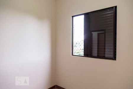 Apartamento para alugar com 75m², 3 quartos e 1 vagaQuarto 2