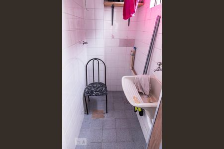 Apartamento para alugar com 75m², 3 quartos e 1 vagaÁrea de Serviço