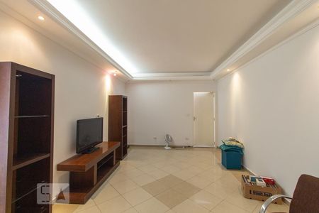 Casa à venda com 390m², 6 quartos e 4 vagasSala