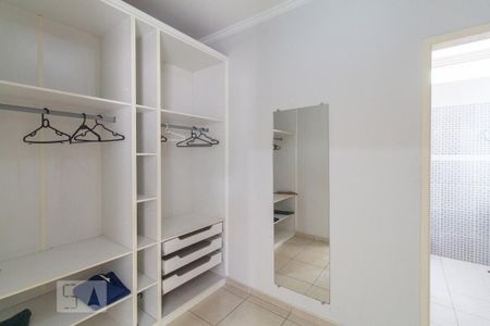 Casa à venda com 390m², 6 quartos e 4 vagasCloset