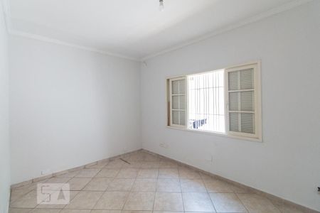 Casa à venda com 390m², 6 quartos e 4 vagasQuarto 2