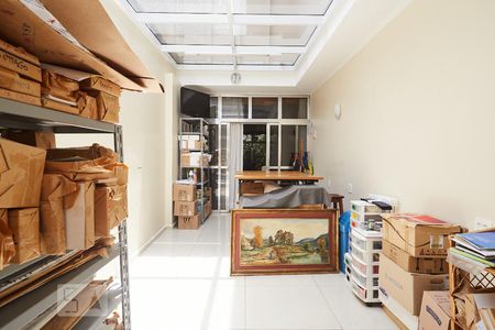 Casa à venda com 269m², 4 quartos e 4 vagas Casa à venda com 269m², 4 quartos e 4 vagasEscritório 3