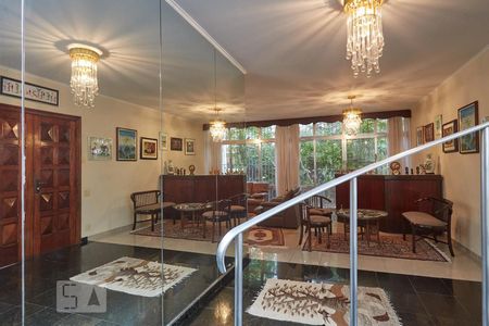 Hall de casa à venda com 4 quartos, 269m² em Sumaré, São Paulo