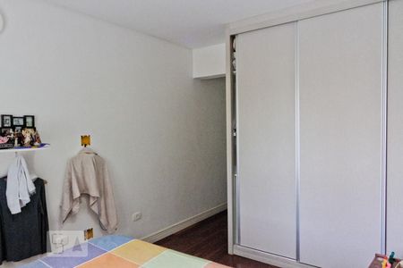 Casa à venda com 230m², 4 quartos e 3 vagas Casa à venda com 230m², 4 quartos e 3 vagasSuíte 3
