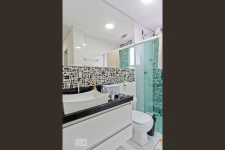 Casa à venda com 230m², 4 quartos e 3 vagas Casa à venda com 230m², 4 quartos e 3 vagasBanheiro da Suíte 2