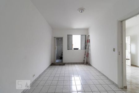 Quarto de casa para alugar com 1 quarto, 40m² em Vila das Merces, São Paulo