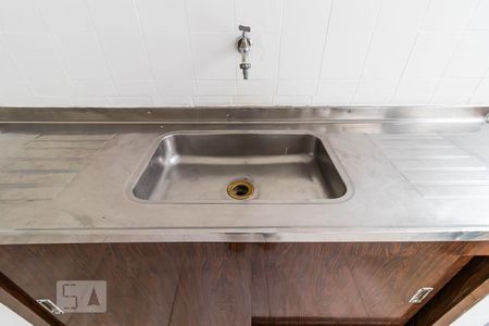 Cozinha/Sala de casa para alugar com 1 quarto, 40m² em Vila das Merces, São Paulo