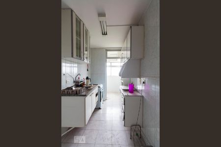 Apartamento para alugar com 55m², 2 quartos e 1 vagaCozinha