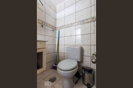 Banheiro Social de apartamento para alugar com 2 quartos, 55m² em Vila Mira, São Paulo