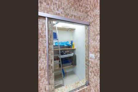 Casa para alugar com 180m², 2 quartos e 1 vaga Casa para alugar com 180m², 2 quartos e 1 vagaGaragem
