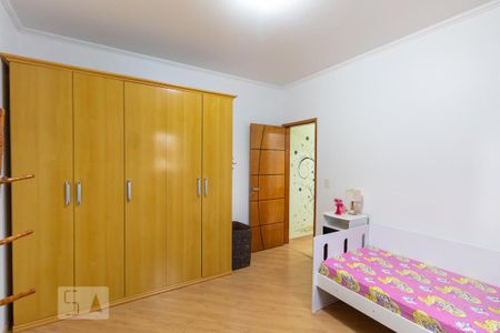 Casa para alugar com 180m², 2 quartos e 1 vaga Casa para alugar com 180m², 2 quartos e 1 vagaQuarto 2