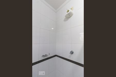 Casa para alugar com 180m², 2 quartos e 1 vaga Casa para alugar com 180m², 2 quartos e 1 vagaBanheiro da Suíte 1