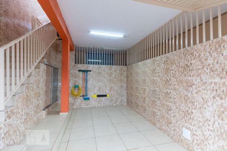 Casa para alugar com 180m², 2 quartos e 1 vaga Casa para alugar com 180m², 2 quartos e 1 vagaGaragem
