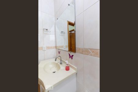 Casa para alugar com 180m², 2 quartos e 1 vaga Casa para alugar com 180m², 2 quartos e 1 vagaBanheiro
