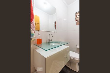 Casa para alugar com 180m², 2 quartos e 1 vaga Casa para alugar com 180m², 2 quartos e 1 vagaLavabo
