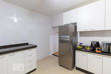 Casa para alugar com 180m², 2 quartos e 1 vaga Casa para alugar com 180m², 2 quartos e 1 vagaCozinha
