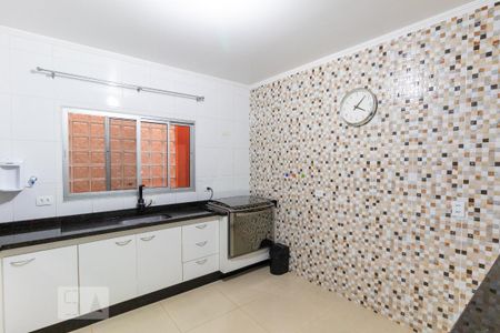 Casa para alugar com 180m², 2 quartos e 1 vaga Casa para alugar com 180m², 2 quartos e 1 vagaCozinha
