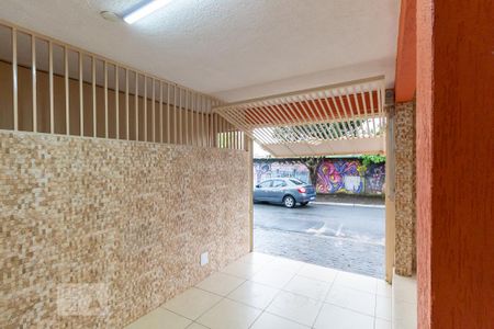 Casa para alugar com 180m², 2 quartos e 1 vaga Casa para alugar com 180m², 2 quartos e 1 vagaGaragem