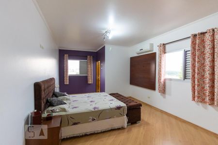 Casa para alugar com 180m², 2 quartos e 1 vaga Casa para alugar com 180m², 2 quartos e 1 vagaSuíte 1
