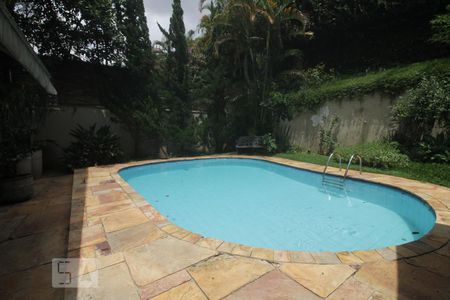 Casa à venda com 500m², 5 quartos e 7 vagasPiscina