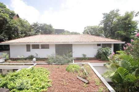 Casa à venda com 500m², 5 quartos e 7 vagasVista do quarto 1