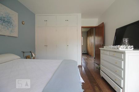 Casa à venda com 500m², 5 quartos e 7 vagasQuarto 1