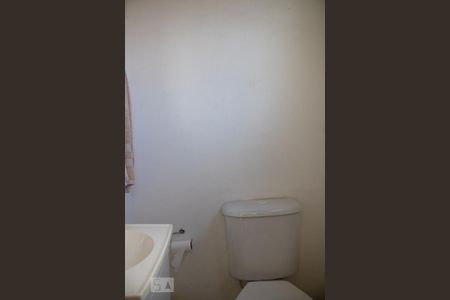 Casa à venda com 270m², 5 quartos e sem vagaBanheiro de Serviço