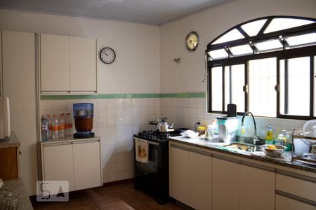 Casa à venda com 270m², 5 quartos e sem vagaCozinha